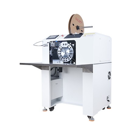 新能源大平方熱縮套管機(jī)