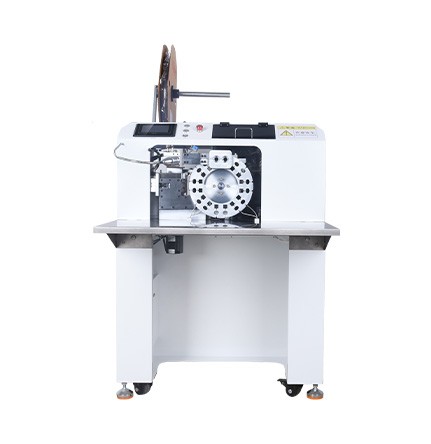 新能源大平方熱縮套管機(jī)